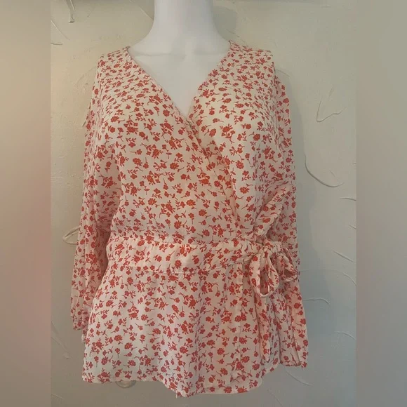 Sophie Rue Pink Floral Tie Front Wrap Blouse SZ M - Picture 2 of 9